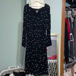 Isabel. Maternity. knee length dress.